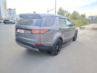 2017 Land Rover Discovery V, серый, 3300000 рублей, вид 3