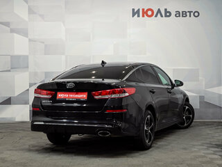 2018 Kia Optima IV Рестайлинг, чёрный, 2000000 рублей, вид 4