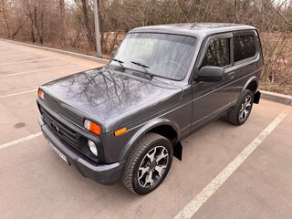 2019 Lada (ВАЗ) 2121 (4x4) Urban I Рестайлинг, серебристый, 575000 рублей, вид 1