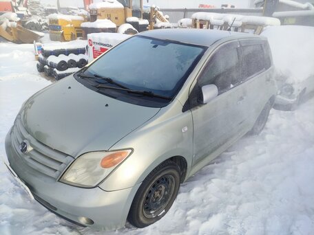 2007 Toyota Ist I Рестайлинг, золотистый, 373000 рублей, вид 1