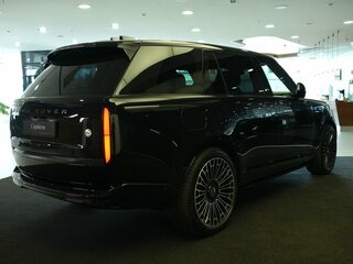 2024 Land Rover Range Rover P615 MHEV Long V, чёрный, 26000000 рублей, вид 2