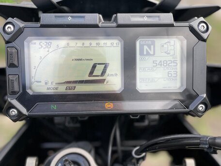 2015 Yamaha MT-09 Tracer (FJ-09), чёрный, 747000 рублей, вид 3