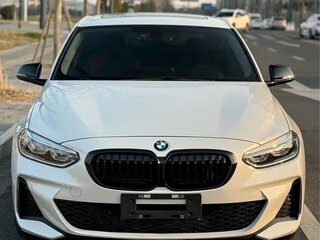 2022 BMW 1 серии 120i III (F52) Рестайлинг, белый, 1490005 рублей, вид 3