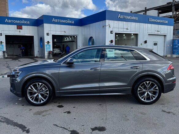 2021 Audi Q8 45 TDI I (4M), серый, 6300000 рублей - вид 7