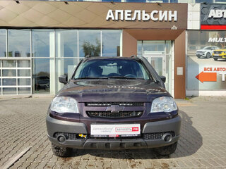 2017 Chevrolet Niva I Рестайлинг, коричневый, 695025 рублей, вид 2