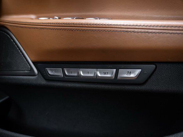 2017 BMW 7 серии 740e VI (G11/G12), белый - вид 25