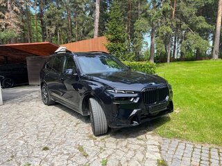 2025 BMW X7 40d I (G07) Рестайлинг, чёрный, 15900000 рублей, вид 2
