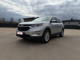 2018 Chevrolet Equinox III, серебристый, 1800000 рублей, вид 2