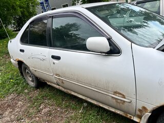 1998 Nissan Sunny B14, белый, 125000 рублей, вид 5