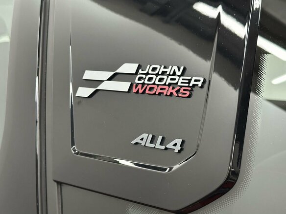 2024 Mini Countryman JCW John Cooper Works III, красный, 7600000 рублей - вид 11