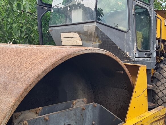 2007 XCMG XS163, жёлтый, 500000 рублей - вид 5