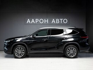 2025 Toyota Highlander IV (XU70), чёрный, 5000000 рублей, вид 3