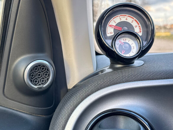 2016 Smart Fortwo III, серый, 1790000 рублей - вид 11