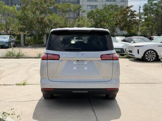2026 Wuling Starlight 730, серебристый, 2800000 рублей, вид 5