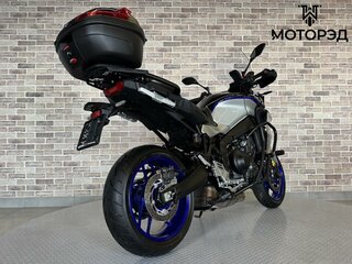 2025 Yamaha MT-09 Tracer (FJ-09), чёрный, 1710000 рублей, вид 5