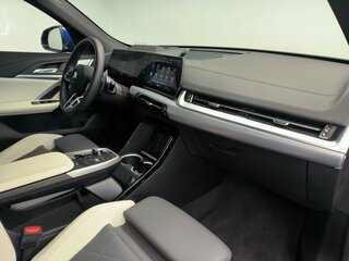 2025 BMW X2 xDrive25i II (U10), синий, 6930000 рублей, вид 4