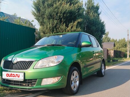 2011 Skoda Fabia II Рестайлинг, зелёный, 470000 рублей, вид 3