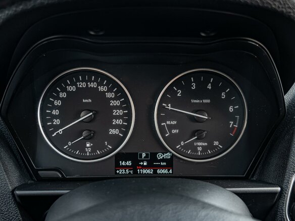 2015 BMW 1 серии 118i II (F20/F21) Рестайлинг, белый - вид 15