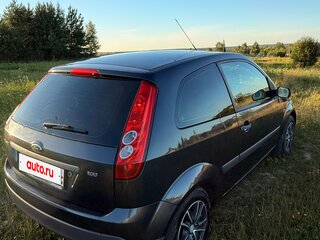 2006 Ford Fiesta Mk5, серый, 355000 рублей, вид 5