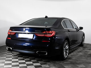 2017 BMW 7 серии Long 750Li xDrive VI (G11/G12), чёрный, 2499000 рублей, вид 5