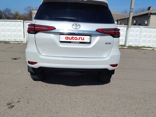 2024 Toyota Fortuner II Рестайлинг, белый, 7200000 рублей, вид 2