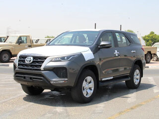 2023 Toyota Fortuner II Рестайлинг, серый, 5250000 рублей, вид 1