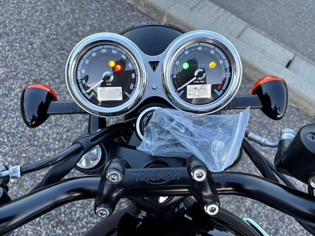 2026 Triumph Bonneville T120, чёрный, 1500000 рублей, вид 5