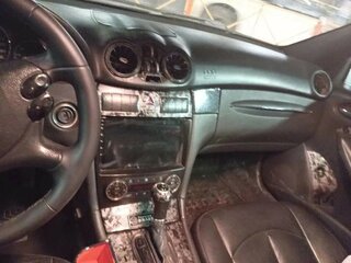 2005 Mercedes-Benz CLK-Класс 500 II (W209) Рестайлинг, серебристый, 450000 рублей, вид 4
