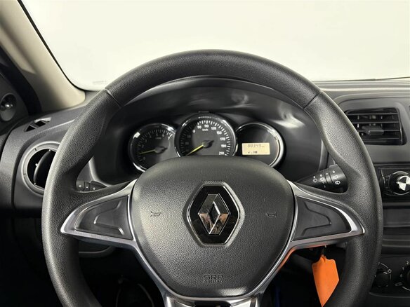 2019 Renault Sandero II Рестайлинг, белый, 790000 рублей - вид 12