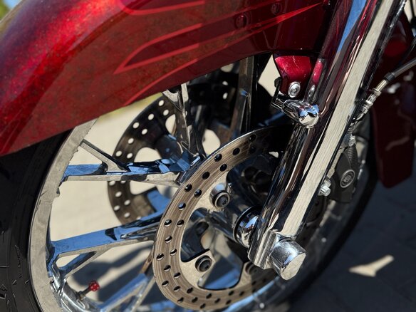 2013 Harley-Davidson Road King, красный, 1350000 рублей - вид 7