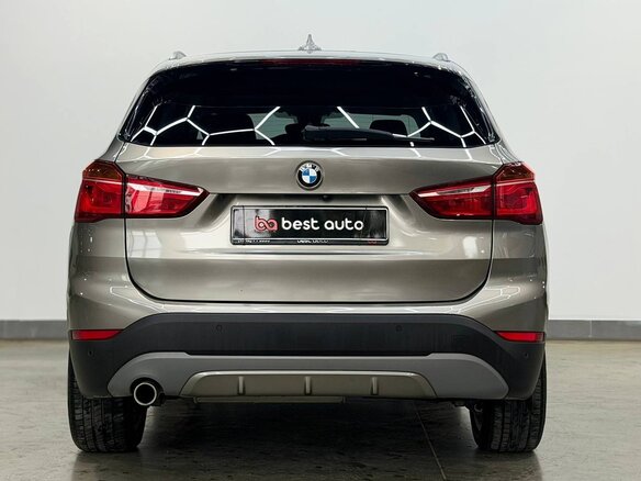 2019 BMW X1 16d sDrive II (F48), серый, 2290000 рублей - вид 5