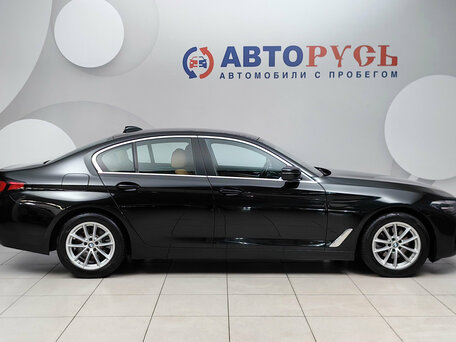 2020 BMW 5 серии 520i VII (G30/G31/G38) Рестайлинг, чёрный, 3575000 рублей, вид 5