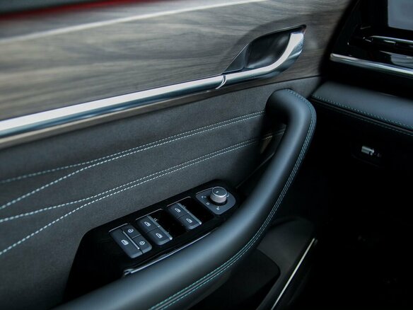 2026 Geely Monjaro I Рестайлинг, чёрный, 4905990 рублей - вид 22