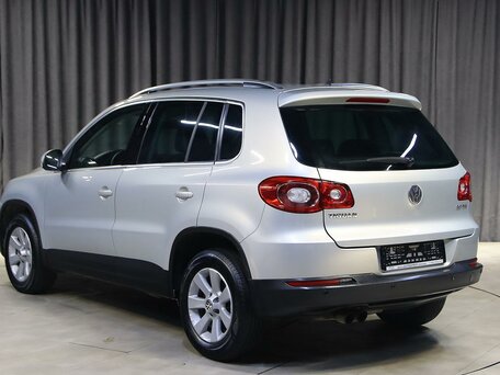 2010 Volkswagen Tiguan I, серебристый, 899000 рублей, вид 4