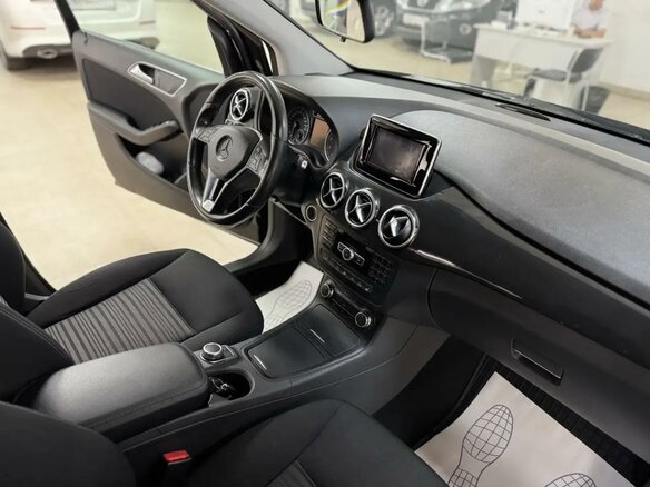 2012 Mercedes-Benz B-Класс 180 II (W246), чёрный, 795000 рублей - вид 12