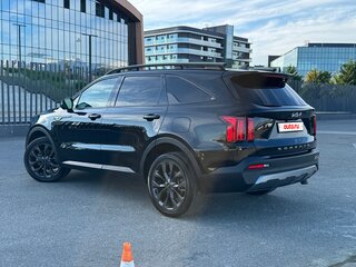 2022 Kia Sorento IV, чёрный, 4050000 рублей, вид 4