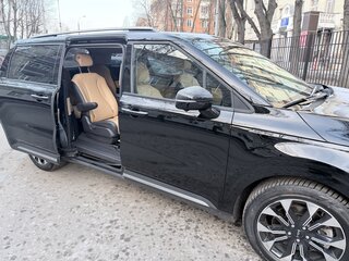 2022 Kia Carnival IV, чёрный, 3800000 рублей, вид 5