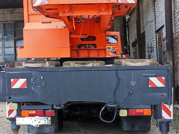 2012 КамАЗ 65115, оранжевый, 4800000 рублей - вид 6