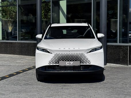2026 Omoda C7, белый, 3499000 рублей, вид 3