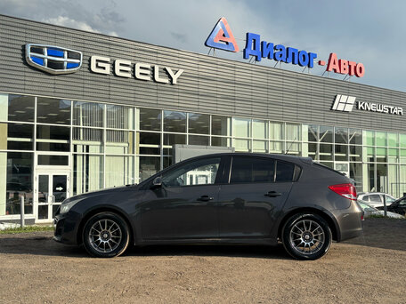 2014 Chevrolet Cruze I Рестайлинг, серый, 400000 рублей, вид 2