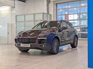 2017 Porsche Cayenne Diesel II Рестайлинг (958), коричневый, 3799000 рублей, вид 3