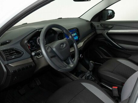 2024 Lada (ВАЗ) Vesta I Рестайлинг (NG), белый, 1170000 рублей, вид 5