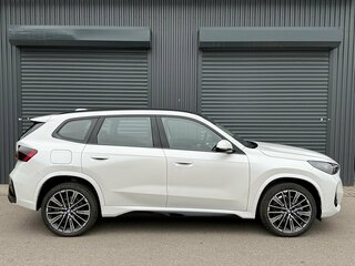 2026 BMW X1 Long 25Li xDrive III (U11/U12), белый, 5750000 рублей, вид 4
