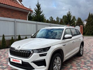2025 Skoda Kodiaq I Рестайлинг, белый, 3700000 рублей, вид 4