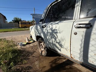 2006 Lada (ВАЗ) 2107, белый, 85000 рублей, вид 4