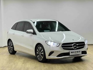 2022 Mercedes-Benz B-Класс 180 III (W247), белый, 1520000 рублей, вид 3