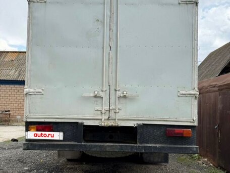 2005 ГАЗ 2784, белый, 400000 рублей, вид 3