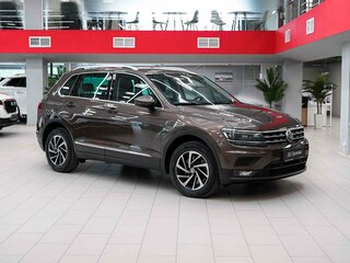 2018 Volkswagen Tiguan II, коричневый, 2290000 рублей, вид 3