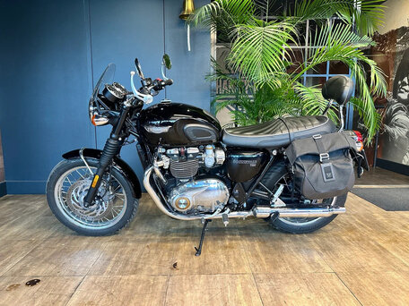2019 Triumph Bonneville T120, чёрный, 1290000 рублей, вид 3