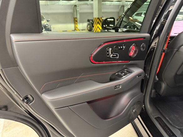2026 Zeekr 8X Dawn, чёрный, 12500000 рублей - вид 16